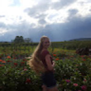 Meet your Posher, Fae